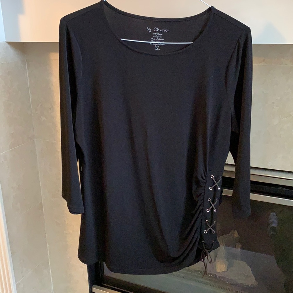 Chico’s Black Top